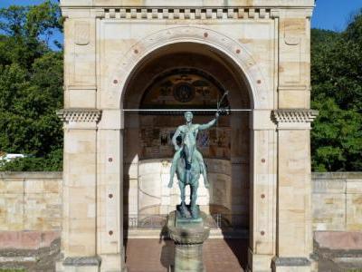 Friedensdenkmal-ReiterbreitJS