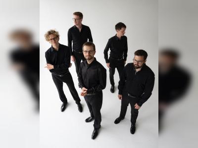 Weihnachtliches Konzert mit LJO Brass